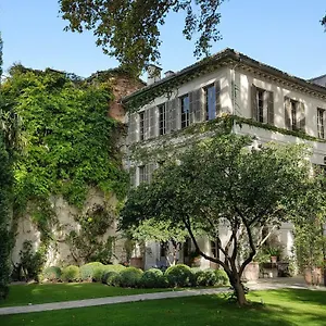 La Divine Comédie-suites Deluxe Bed & Breakfast