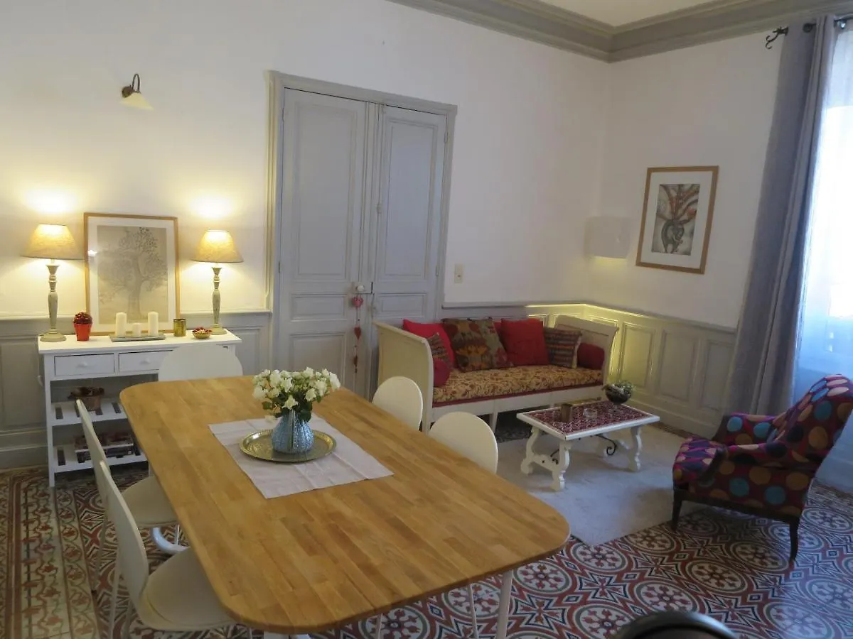 Maison Velvet Avignon Bed & Breakfast